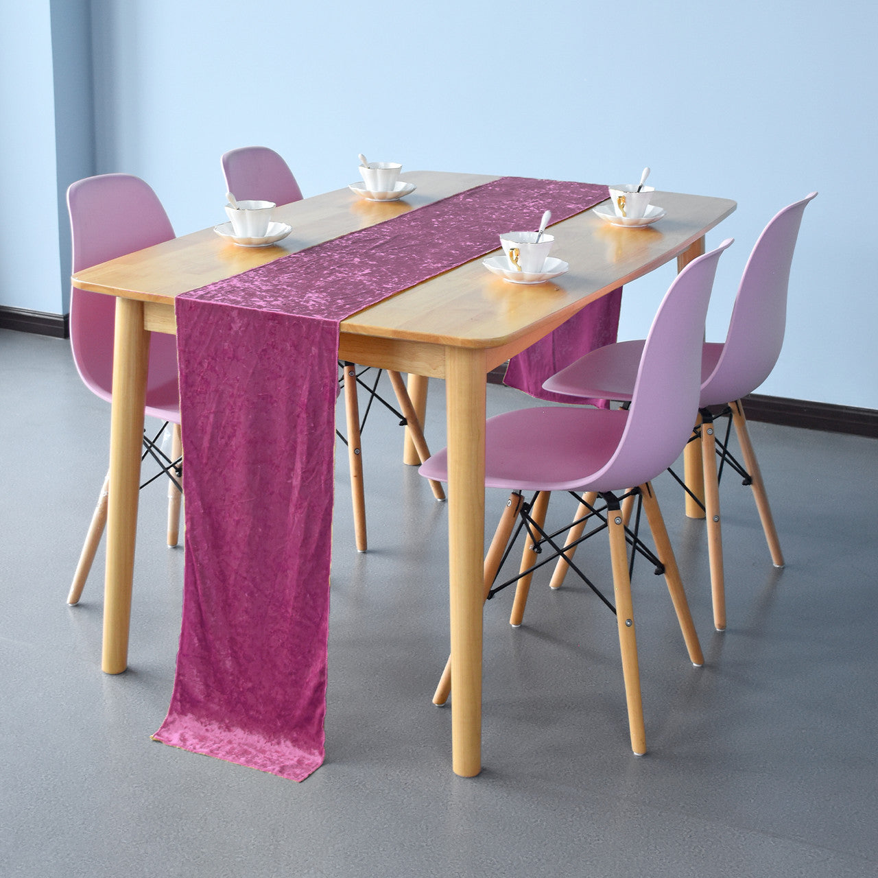 Diamond Velvet Table Runner - Pink