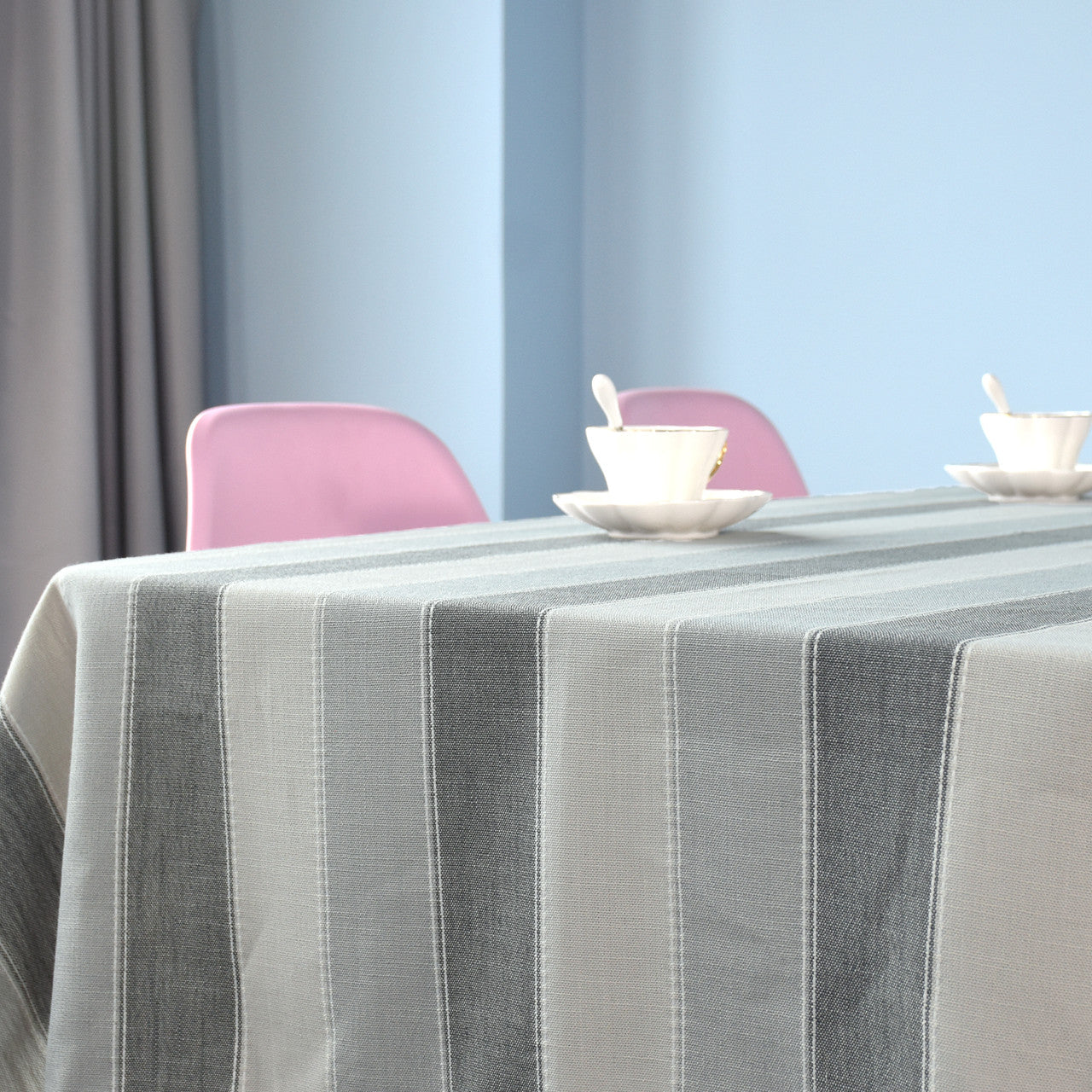 305GSM Geometric Stripe Printed Tablecloth