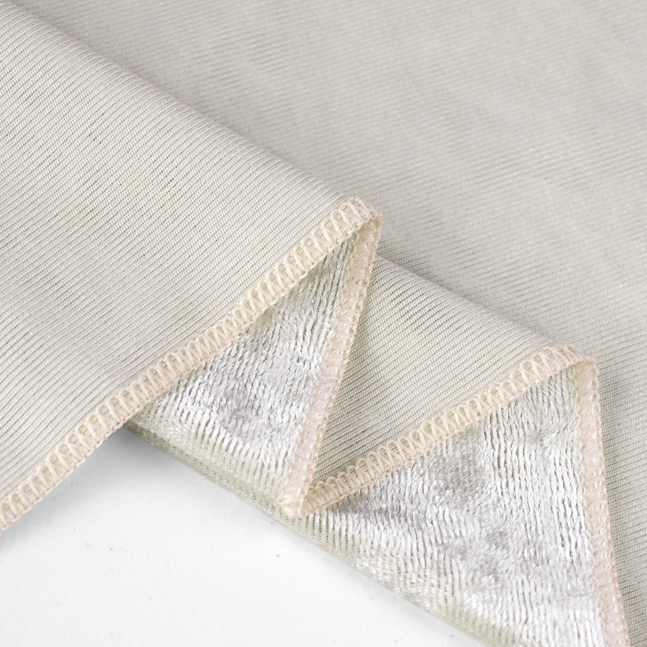 20" Velvet Napkin - Champagne