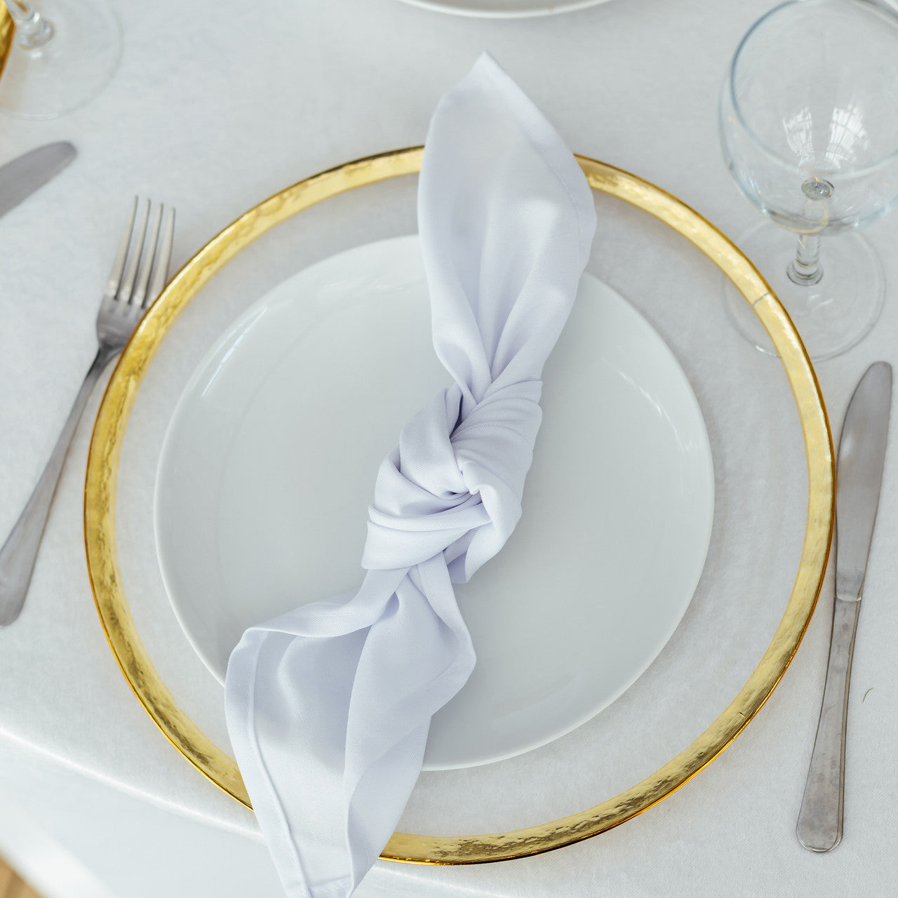 13" Round Charger Plate - Clear with Gold Trim