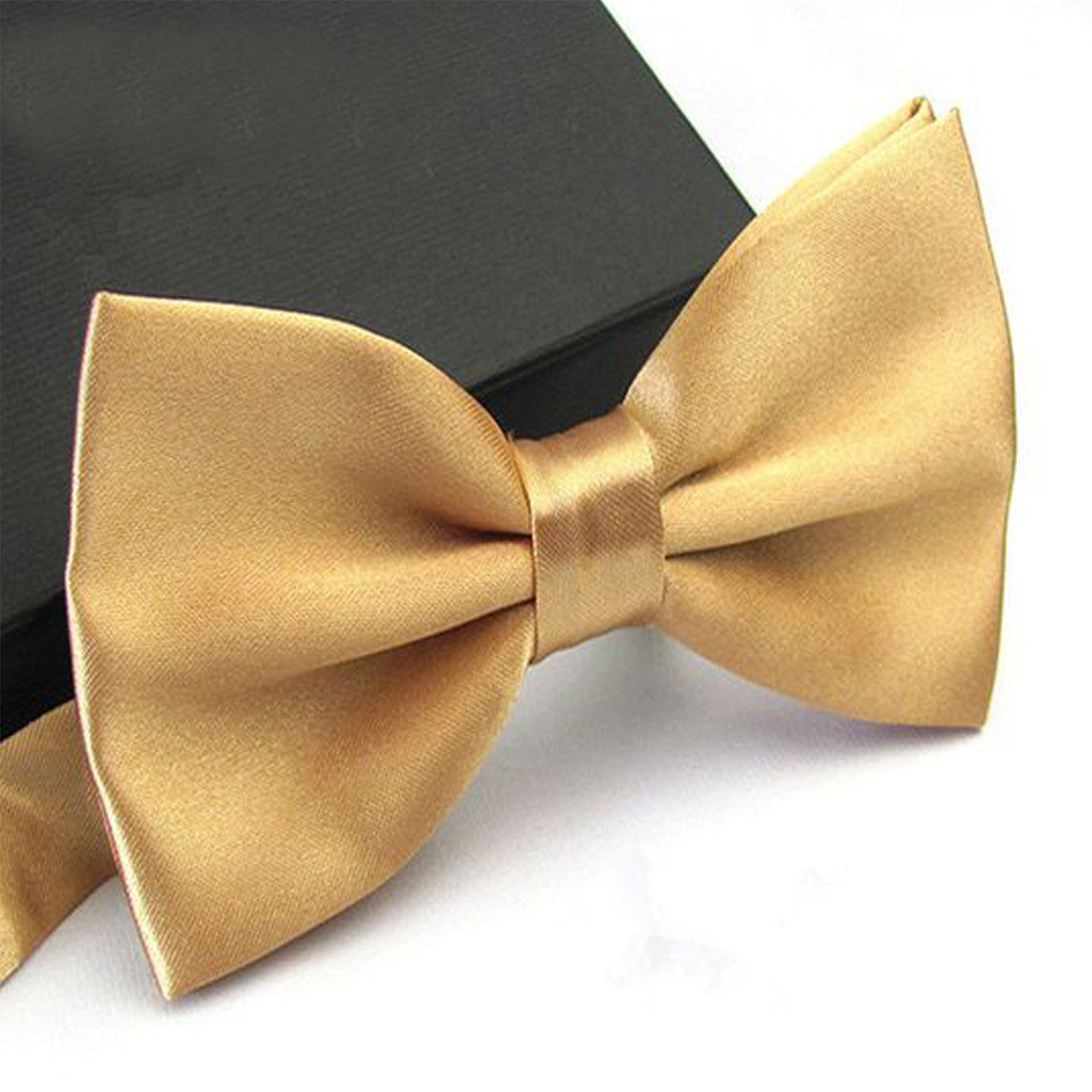 Champagne Bow Tie