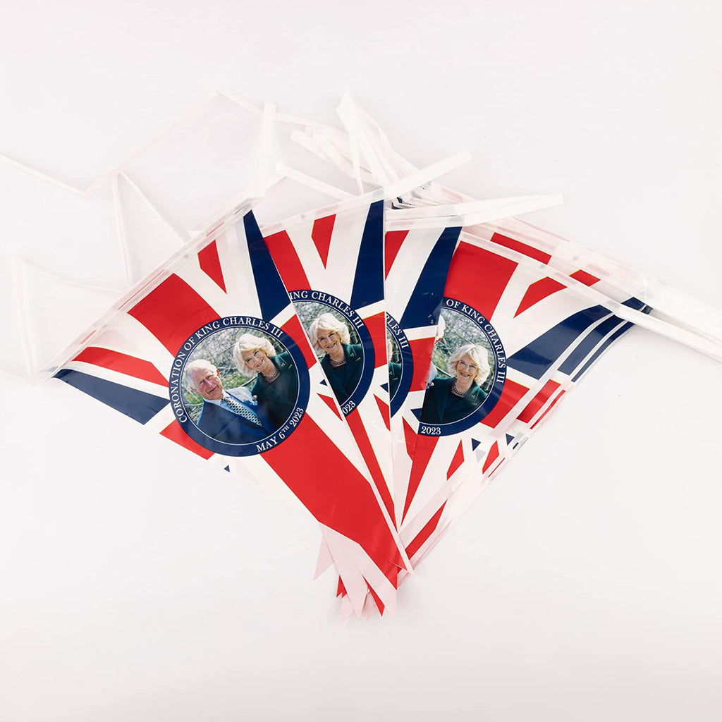 141pcs Coronation Party Supplies Set