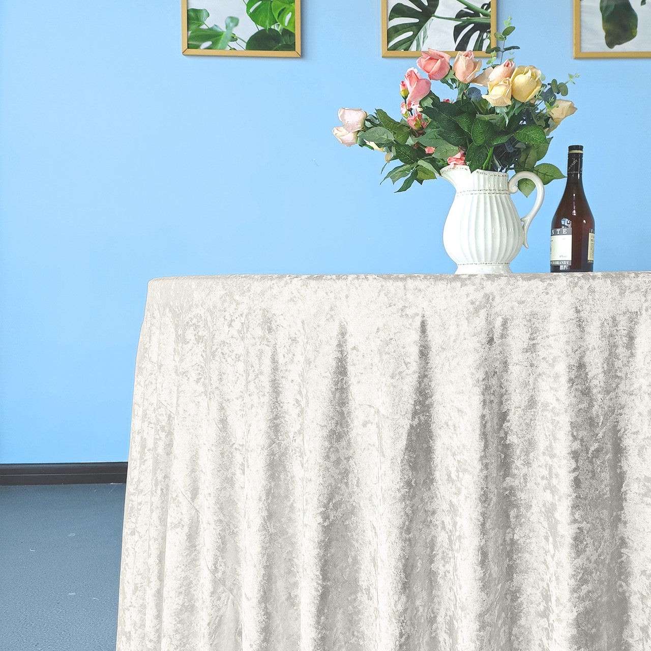Round Crushed Velvet Tablecloth - Ivory