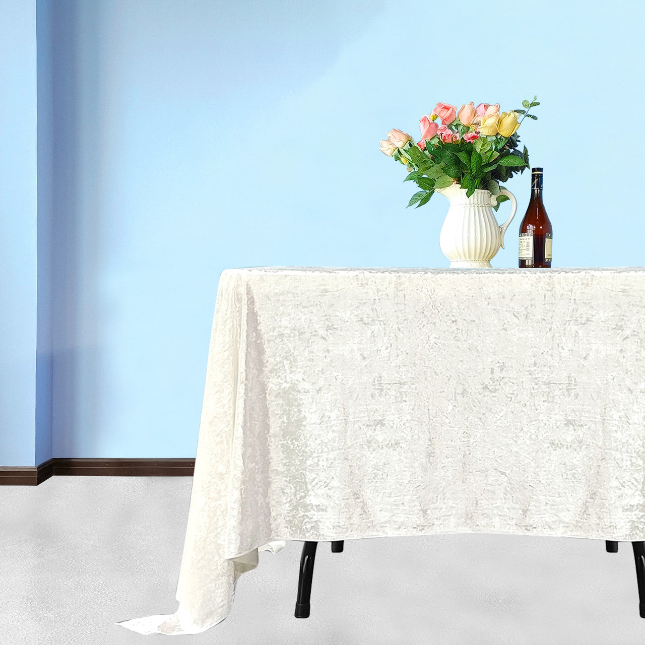 Square Crushed Velvet Tablecloth - Ivory