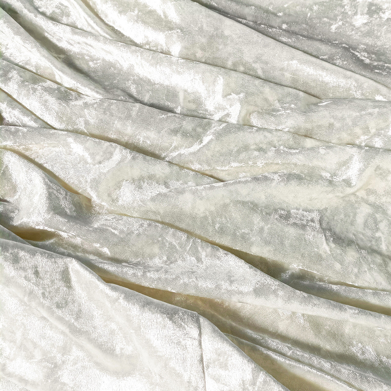 Square Crushed Velvet Tablecloth - Ivory
