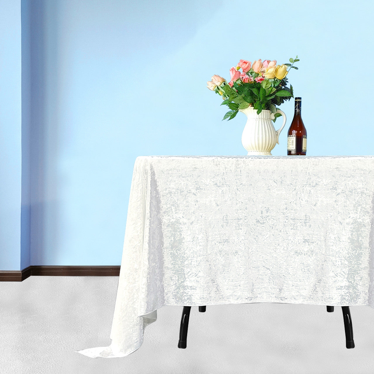 Square Crushed Velvet Tablecloth - White