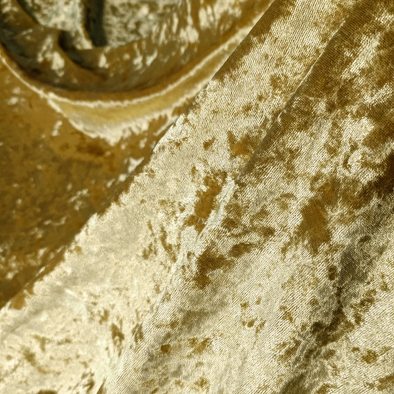 Rectangle Crushed Velvet Tablecloth - Gold