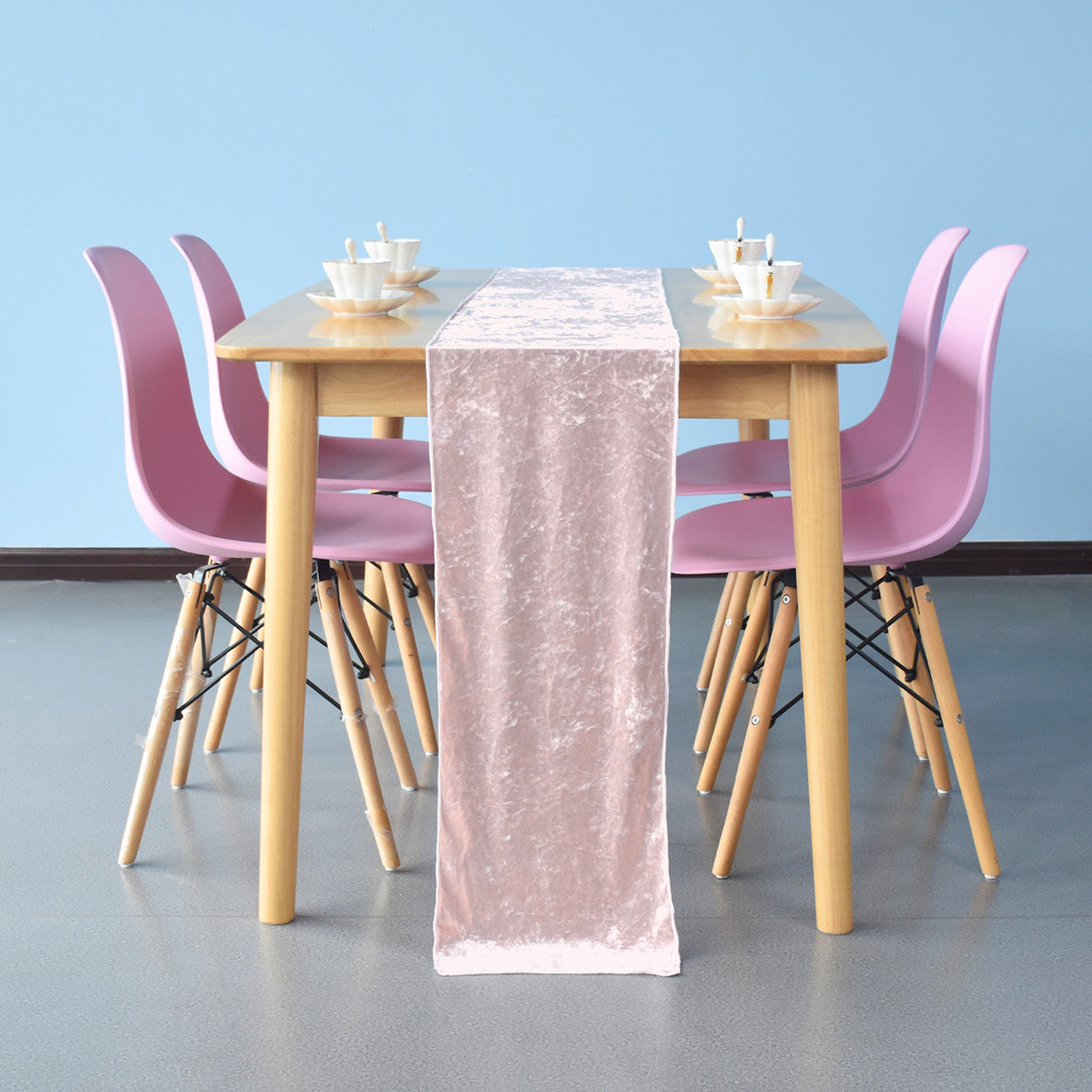 Velvet Table Runner - Rose Pink