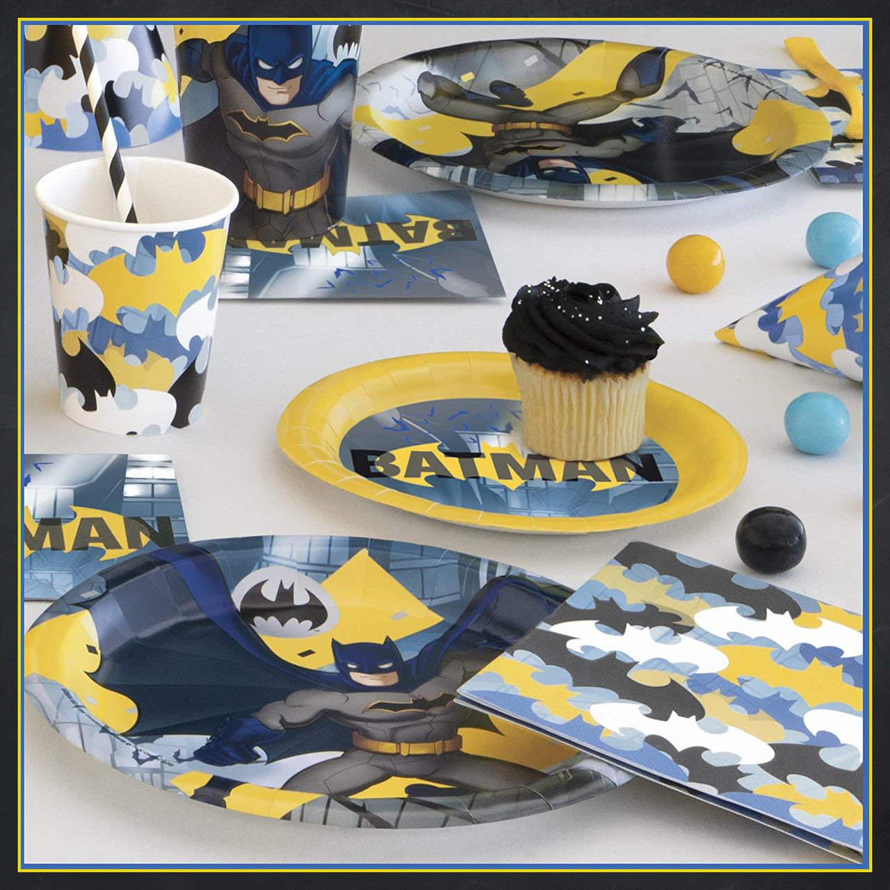 Batman 9" Party Tableware Plates (Pack of 8)