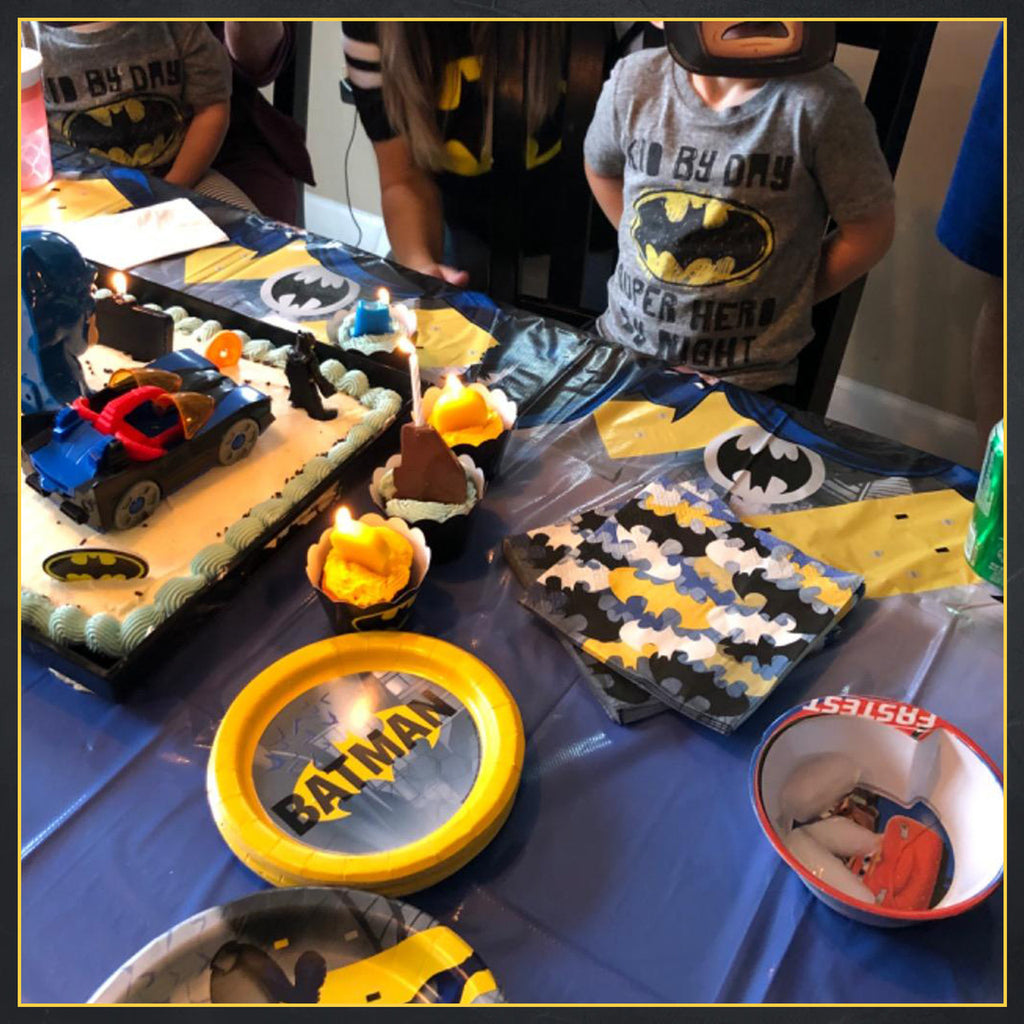 Batman Party Tableware Napkins (Pack of 16 )