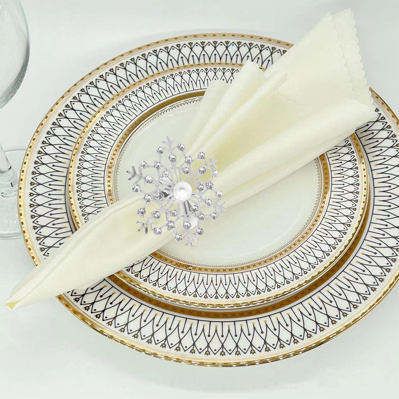 Sunburst Pearl Napkin Rings – Rhinestone Table Décor - Silver