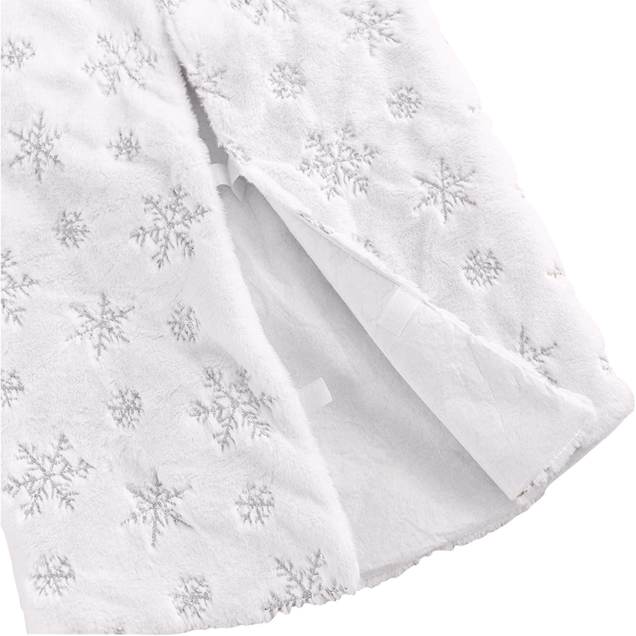 Christmas Tree Skirt - White with Silver Snowflakes
