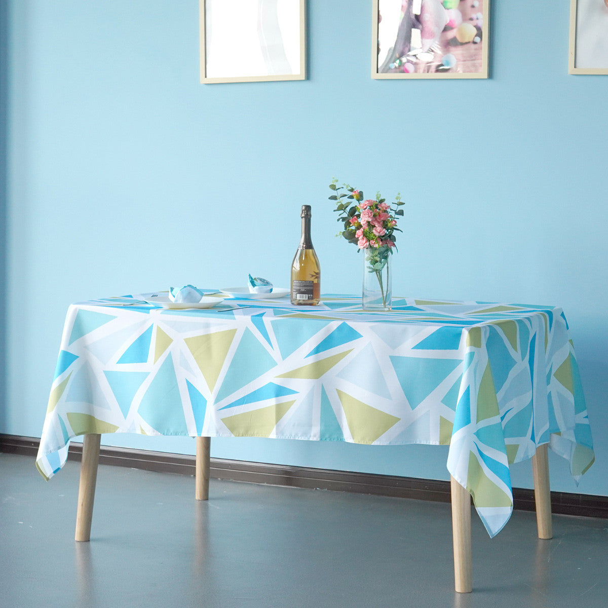 60" x 84" Rectangle Premium Waterproof Polyester Tablecloth - Light Blue & Brown Shards